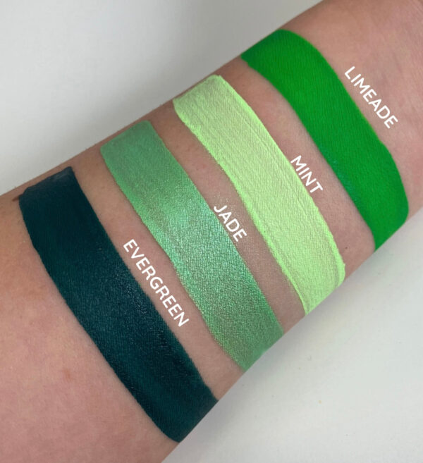 Bachari Jade Metallic Green Wet Liner – Long-Lasting Eyeliner for Bold Looks - Image 5