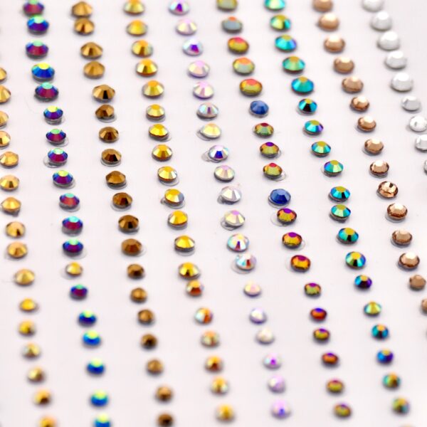 Bachari Reflect Embellished Jewelry – Sleek & Reflective Design - Image 4