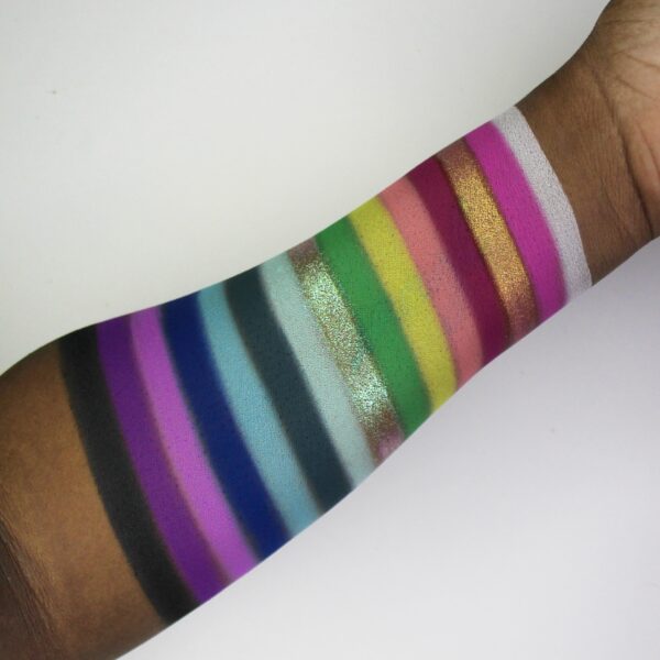 Bachari Ultimate Eyeshadow Palette Bundle – Premium Color Collection - Image 7