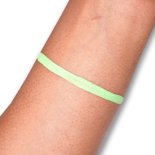 Bachari Vibrant Green Matte Wet Liner – Wasabi Shade - Image 3
