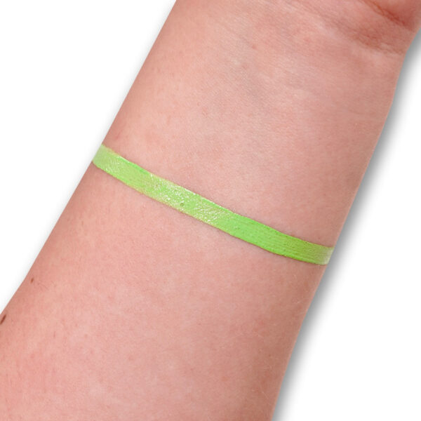 Bachari Vibrant Green Matte Wet Liner – Wasabi Shade - Image 4